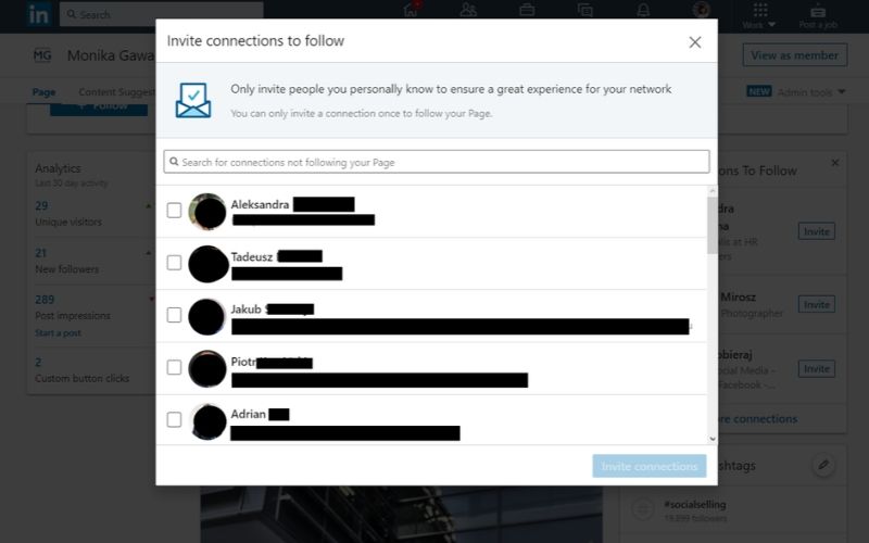 Obrazek pokazuje, jak zaprosić kontakty do polubienia strony na LinkedIn